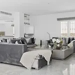 Elviria Lujo, Piscina Y Sauna Privada Villa Marbellac