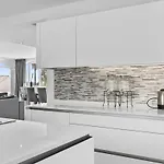 Elviria Lujo, Piscina Y Sauna Privada Villa