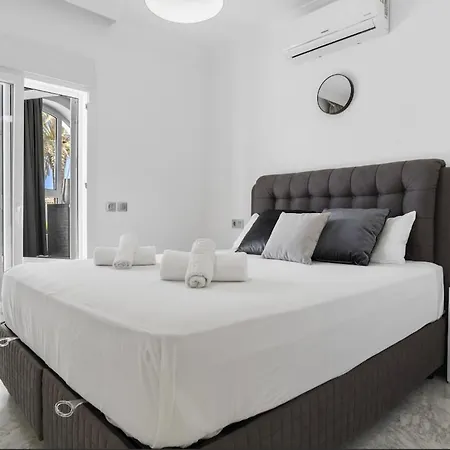 Βίλα Elviria Lujo, Piscina Y Sauna Privada