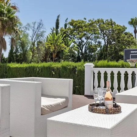 Βίλα Elviria Lujo, Piscina Y Sauna Privada Μαρμπέλλα