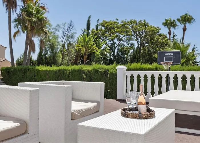 빌라 Elviria Lujo, Piscina Y Sauna Privada 마르베야